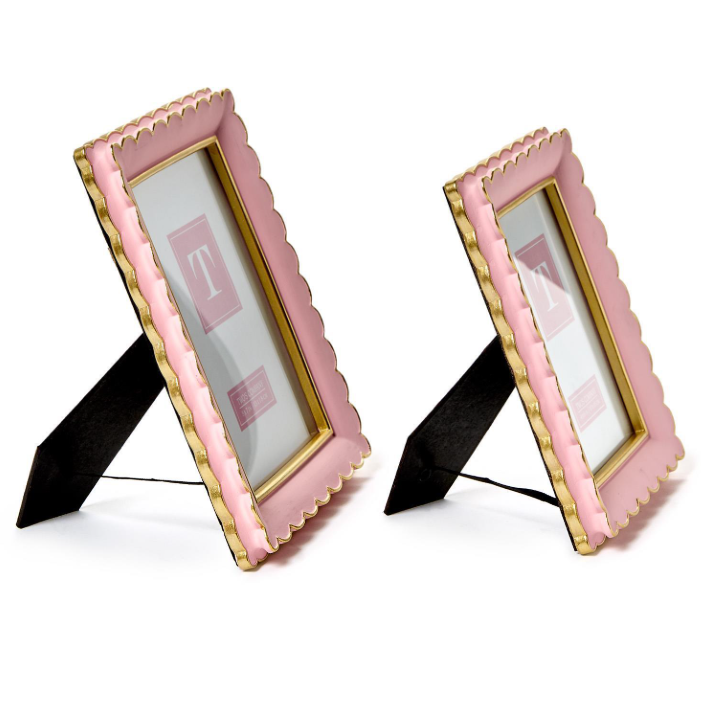 Pink Scalloped Frame