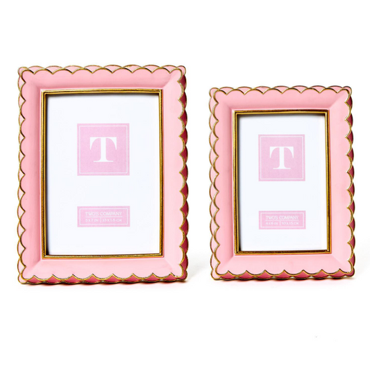 Pink Scalloped Frame